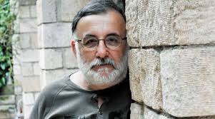 Ο Θάνος Μικρούτσικος και ο Γιάννης Κότσιρας στον RealFm 97,8