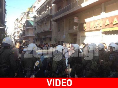 Επίθεση σε καμεραμάν του www.zougla.gr