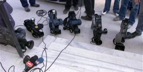 Όχι στην κατάργηση των αδειών τεχνικών τηλεόρασης
