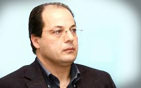 Θυμίζει τις χειρότερες μέρες  του μπερλουσκονισμού…