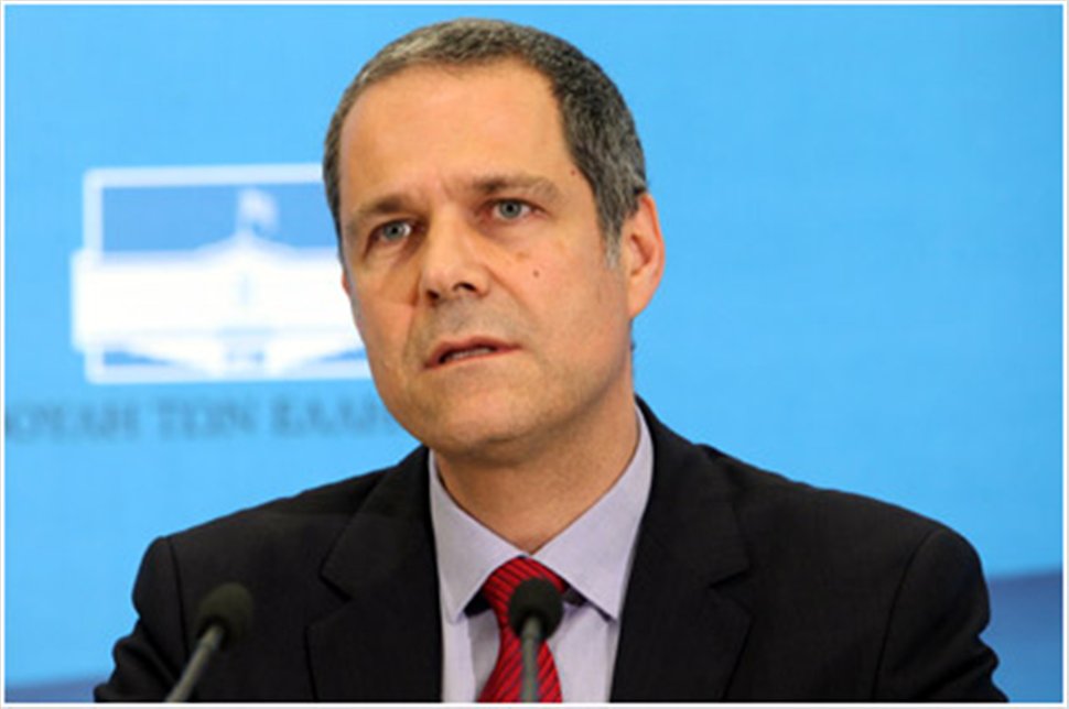 Προσφυγή από Γέφυρες και Δράση για τον τηλεοπτικό χρόνο