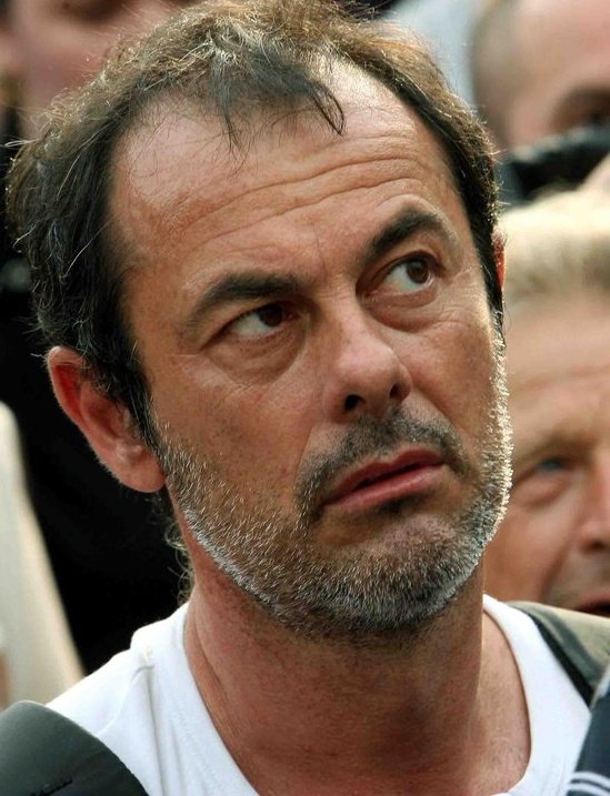 Πληρώνεστε, δηλαδή, για ένα κανάλι που δεν υπάρχει;