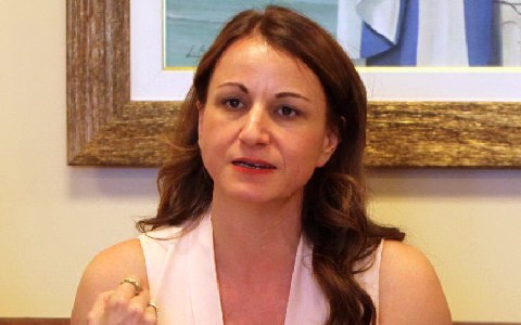 Αποχωρεί και η Καραπαναγιώτη από τη ΝΕΡΙΤ