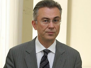 Ρουσόπουλος: "Να προχωρήσουν οι αδειοδοτήσεις με πιο ήπιο τρόπο"