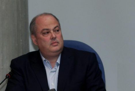 Από τον Μπουτάρη   στη “Μακεδονία”