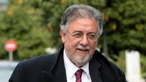 Ο Γιάννης Πανούσης "στον ενικό"
