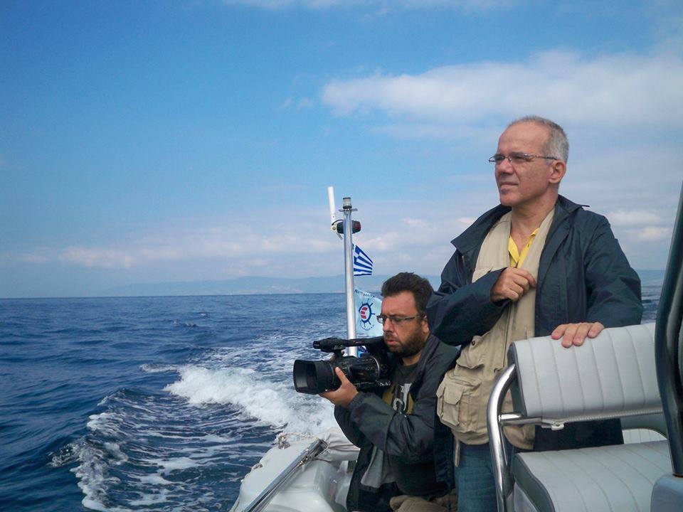 «Η άλλη μεριά της θάλασσας: Διασχίζοντας το Αιγαίο με τους πρόσφυγες»