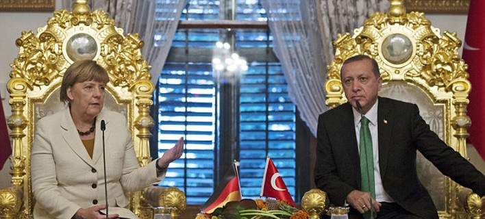 Μια απέραντη φυλακή για δημοσιογράφους η Τουρκία