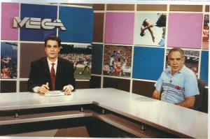 Ο Νίκος Στραβελάκης με προσκεκλημένο το Νλίκο Αλέφαντο.