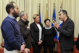 Θεοδωράκης: Η ελάχιστη υποχρεώση είναι η αποζημίωση στους εργαζόμενους του "Αγγελιοφόρου"