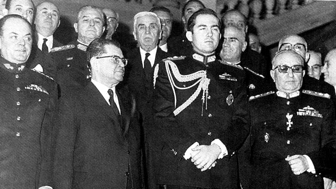 Ζήτω ο βασιλιάς!