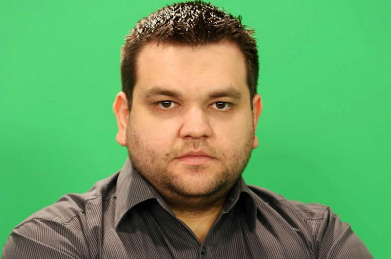 Καταδικάζει η ΕΣΗΕΑ την επίθεση σε βάρος του δημοσιογράφου Λάμπρου Γκαραγκάνη