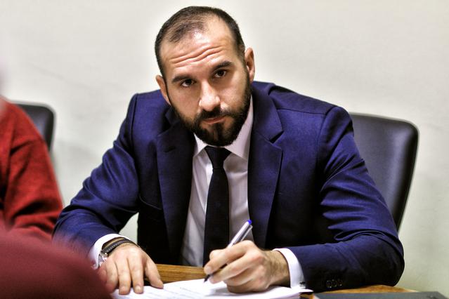 Η Βουλή θα αποφασίσει τον αριθμό των τηλεοπτικών αδειών