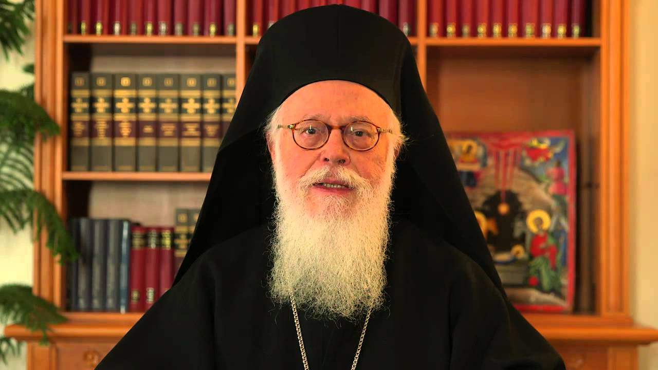 Ο Αρχιεπίσκοπος Αλβανίας Αναστάσιος στην εκπομπή «Επωνύμως»