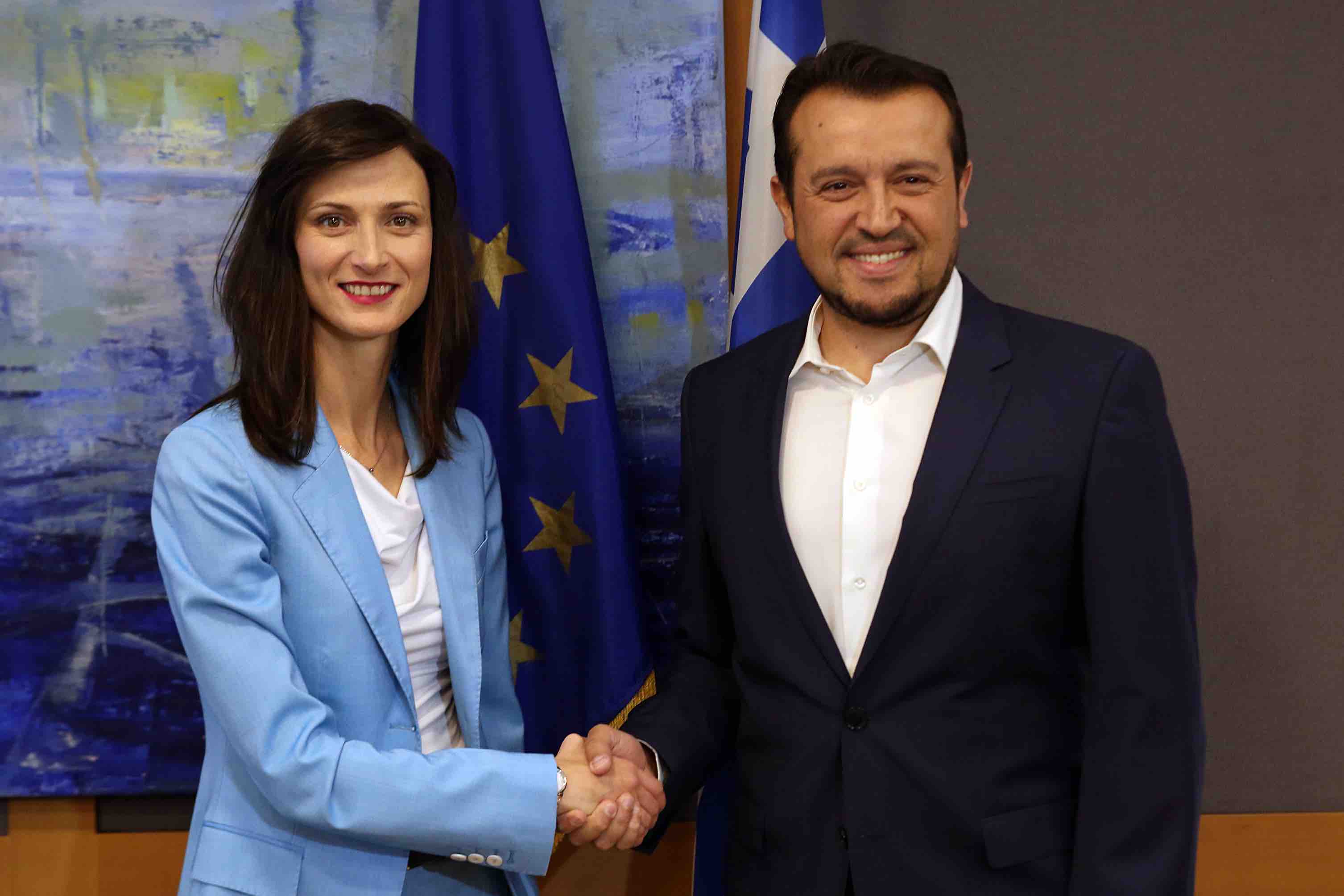 Εκκίνηση για το έργο των ψηφιακών εγγράφων