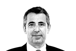 Επιχείρηση σύλληψης του διευθυντή των “Νέων”