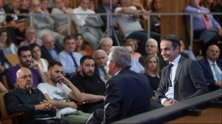 Το ζήτημα της ηγεσίας, υπό το βλέμμα του Μ. Παπαδημητρίου