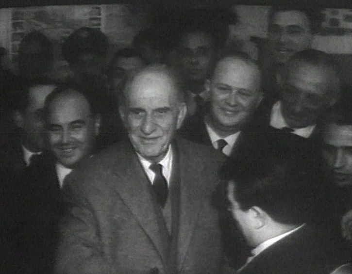 Αφιέρωμα του Αρχείου της ΕΡΤ στον Γεώργιο Παπανδρέου