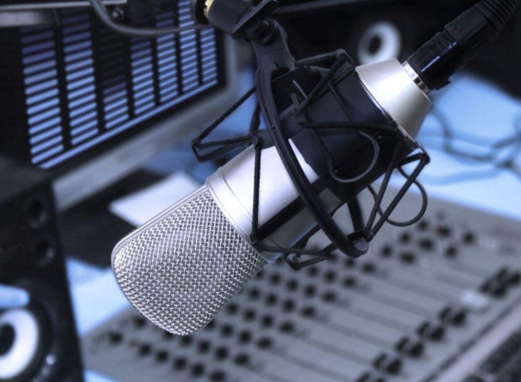 Σταματούν τα web radios που δεν αποδίδουν πνευματικά δικαιώματα