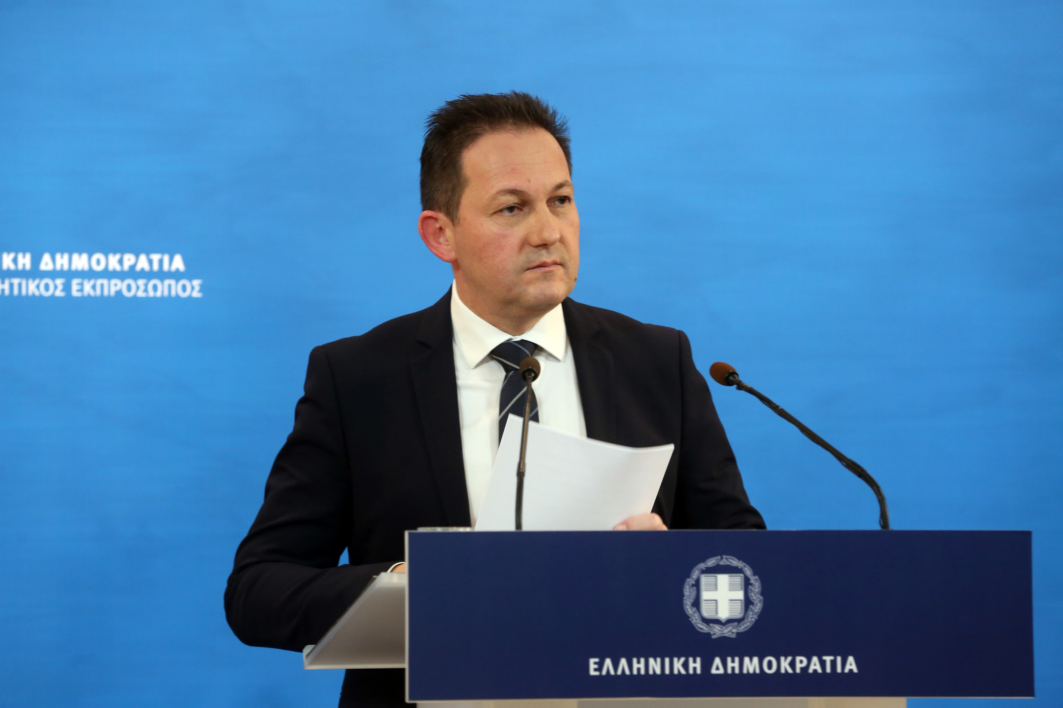 Σ. Πέτσας: Καταδικάζω την επίθεση εναντίον “Δημοκρατίας”-“Espresso”