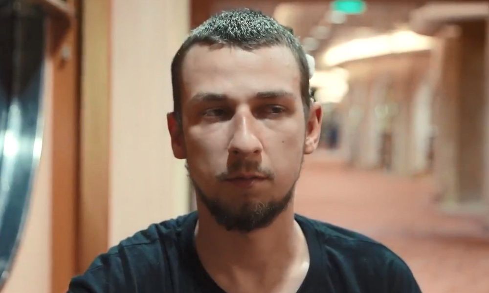 Ο φωτορεπόρτερ  Michael Trammer καταγγέλλει επίθεση από ακροδεξιούς στη Λέσβο
