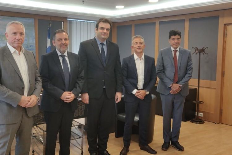 Υπ. Ψηφιακής Διακυβέρνησης: Έκκληση για δωρεάν υπηρεσίες στους τηλεπικοινωνιακούς παρόχους