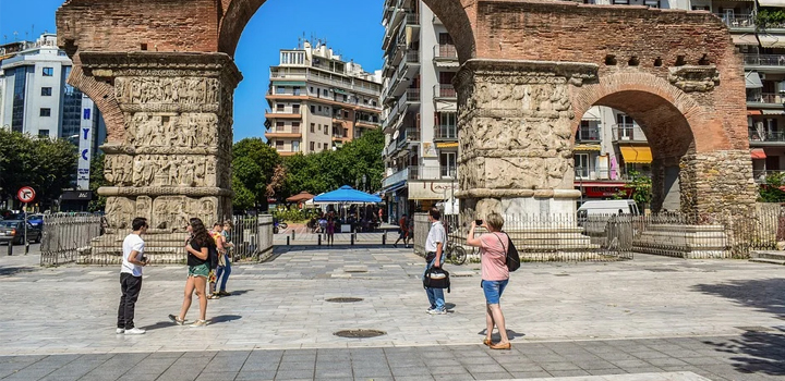 Το σχέδιο της Κομισιόν για τουρισμό και μετακινήσεις στην Ευρώπη – Τι περιλαμβάνει