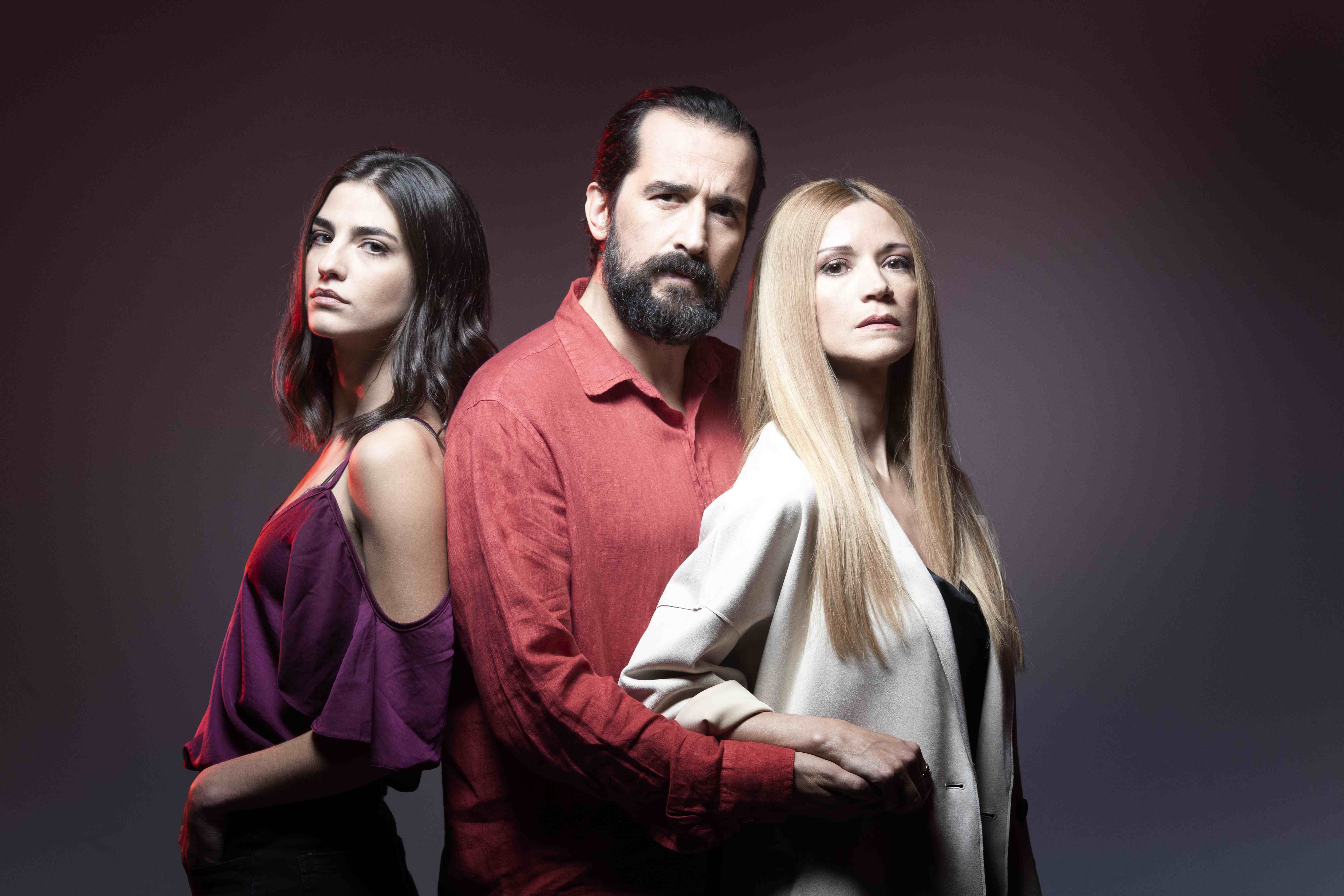 Σε “έξαψη” το Mega