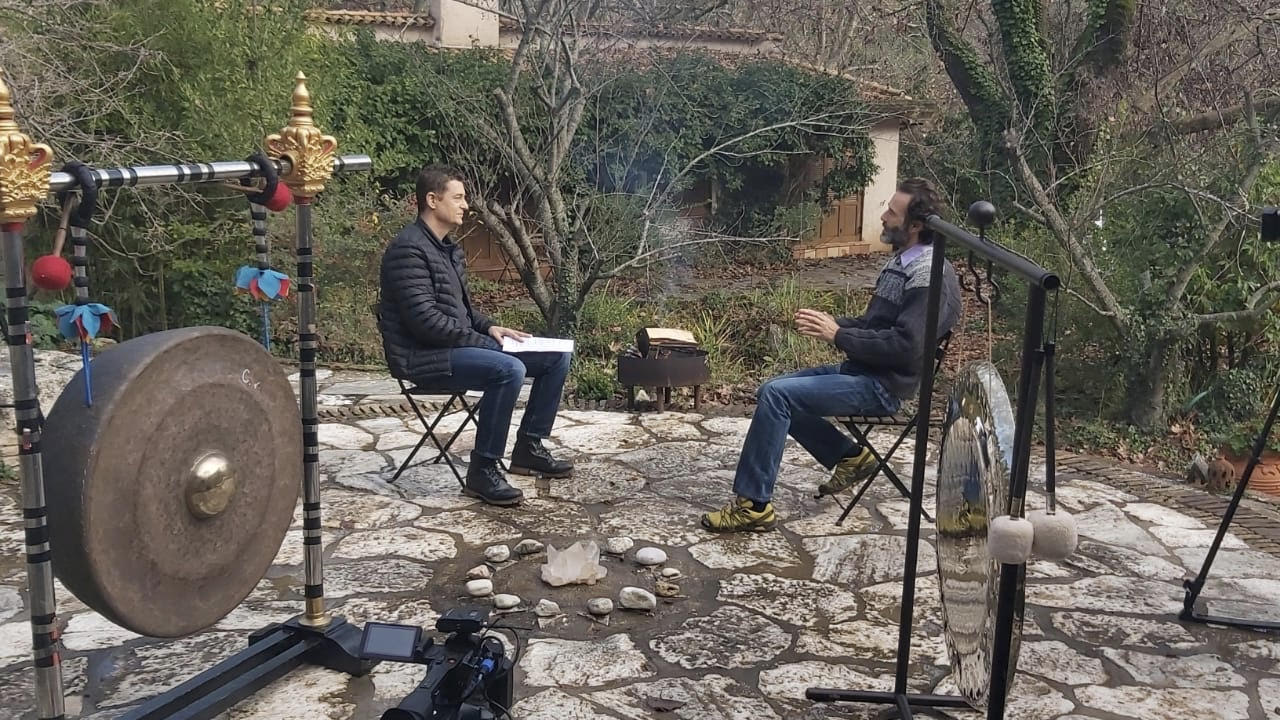 “Tik Talk” με τον Α. Σρόιτερ και τον Θανάση Ευθυμιάδη, απόψε τα μεσάνυχτα