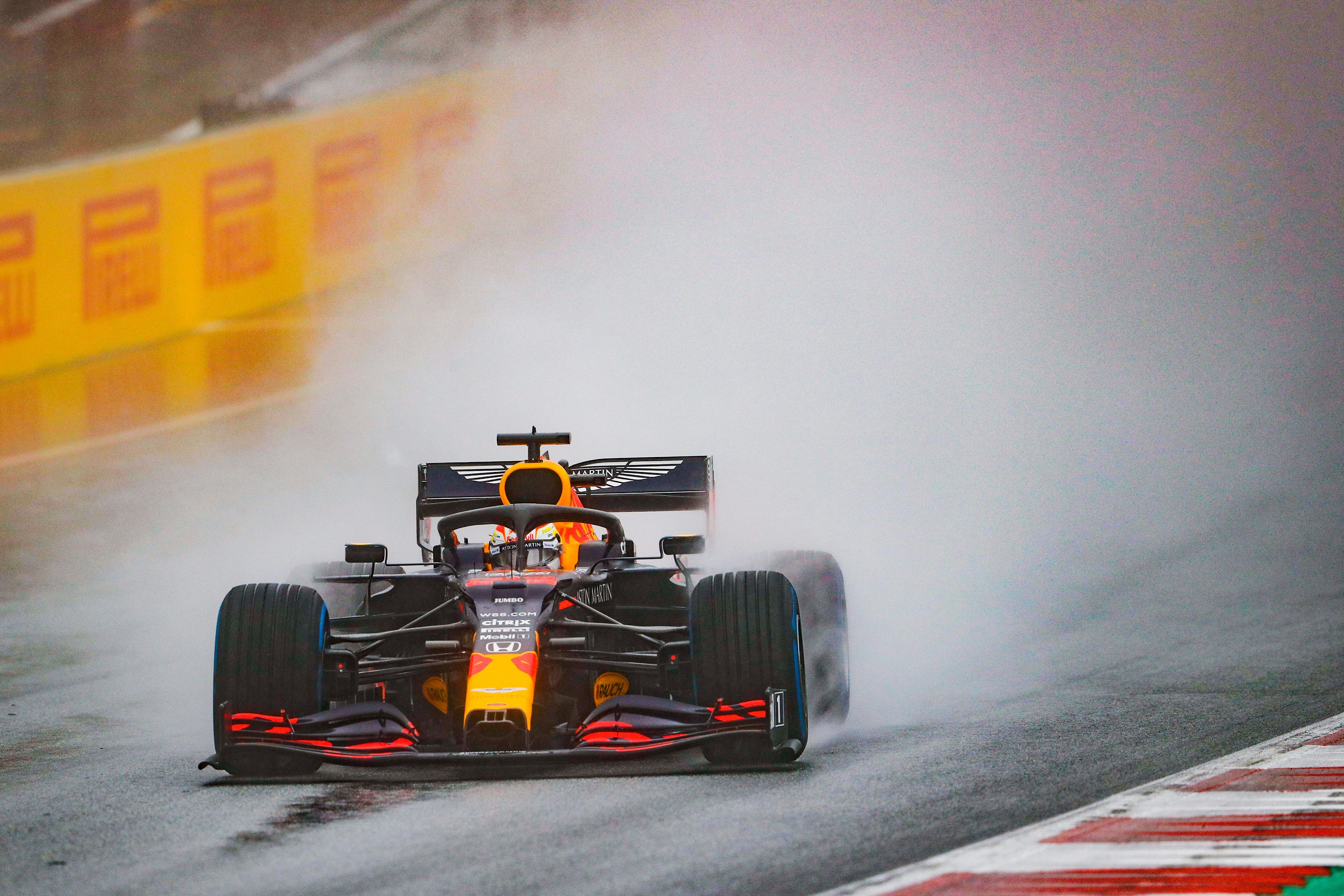 F1…ANTENNA