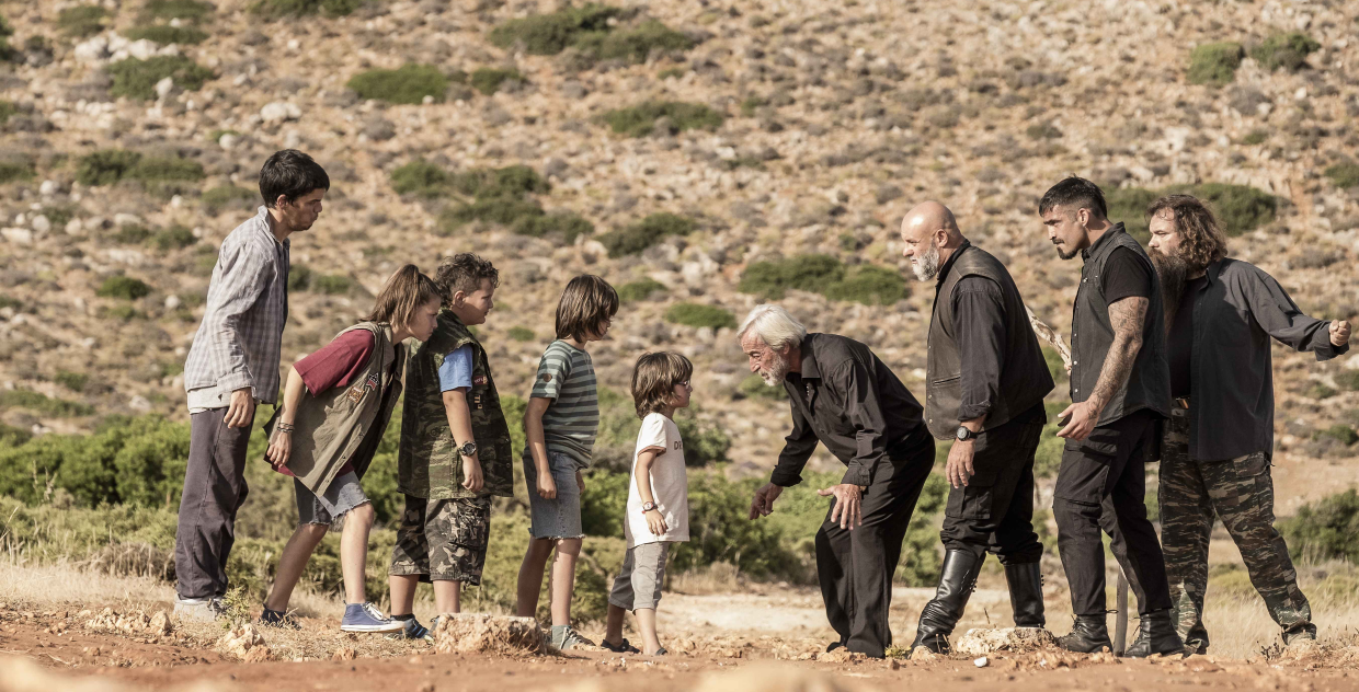 Με ελληνικές σειρές και Μενεγάκη – Ευαγγελάτο το Mega