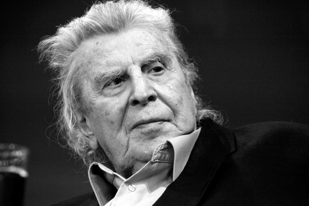 Μίκης Θεοδωράκης: Αφιέρωμα από το Αρχείο της ΕΡΤ – ΕΡΤflix