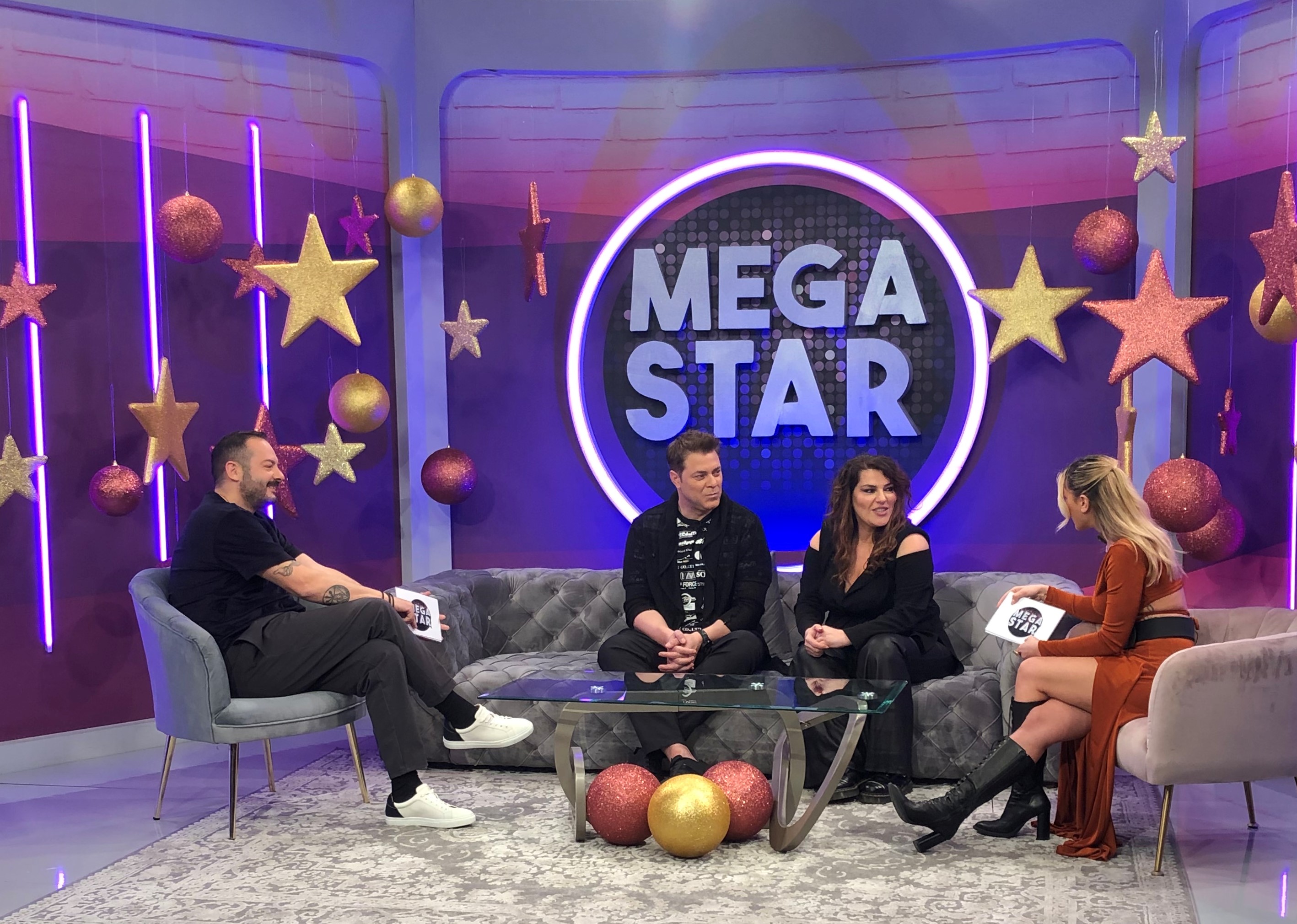 «MEGA Star» τον Χρήστο Χολίδη και την Κατερίνα Ζαρίφη
