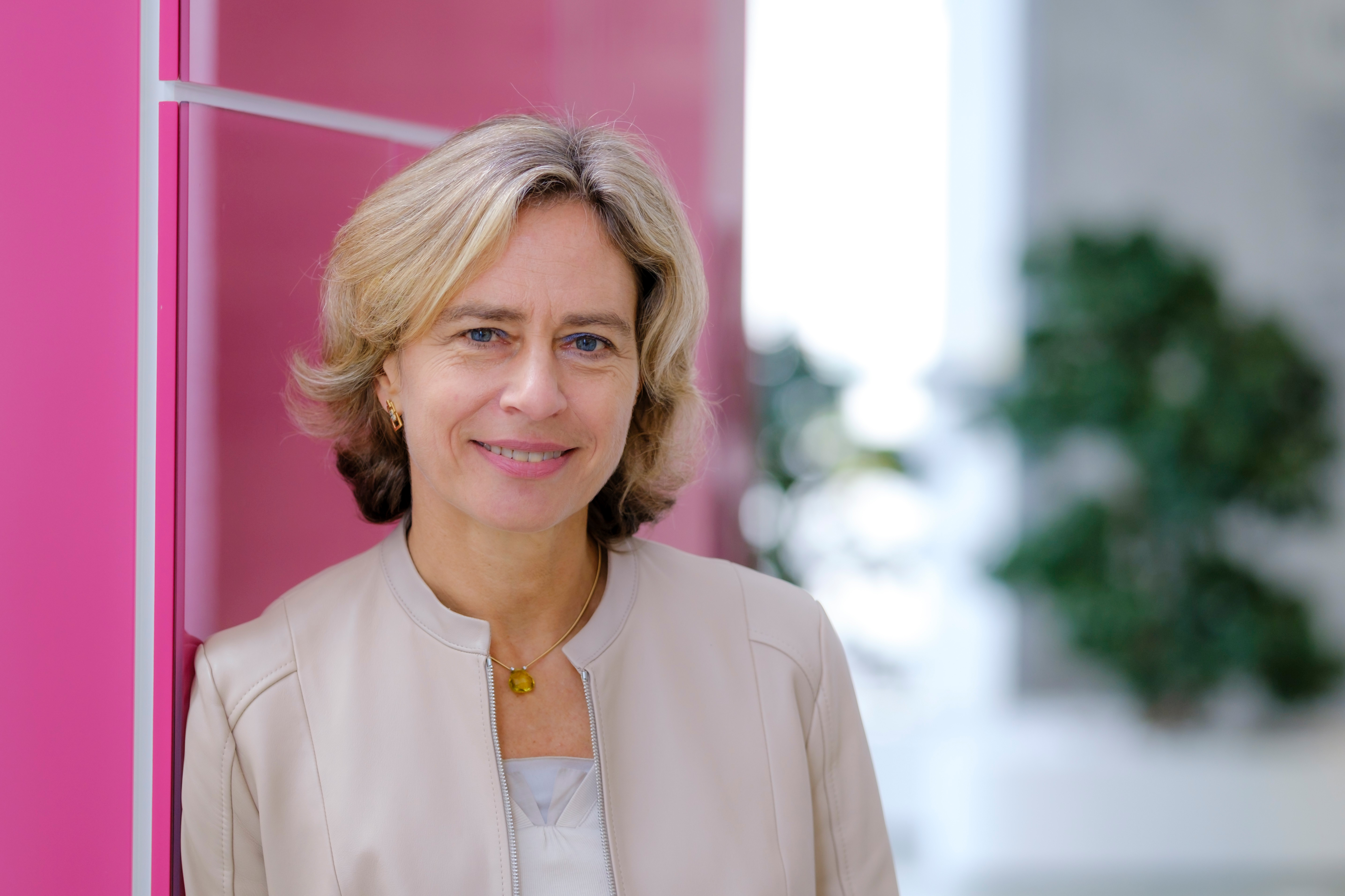 Ντομινίκ Λερουά (Deutsche Telekom) : Η ταχεία ανάπτυξη της οπτικής ίνας είναι ένα δύσκολο έργο με τεράστια σημασία για τη χώρα