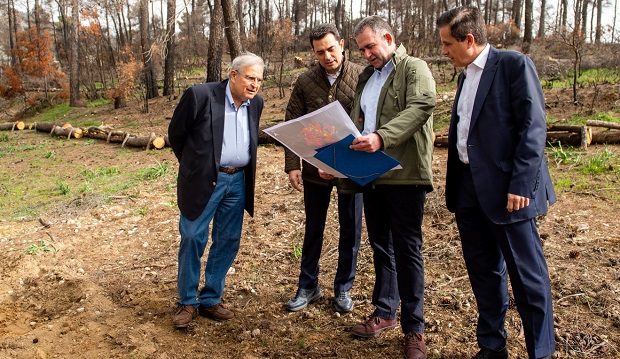 Ο Όμιλος ΕΛΛΗΝΙΚΑ ΠΕΤΡΕΛΑΙΑ συμβάλλει καθοριστικά στην αποκατάσταση πυρόπληκτων περιοχών