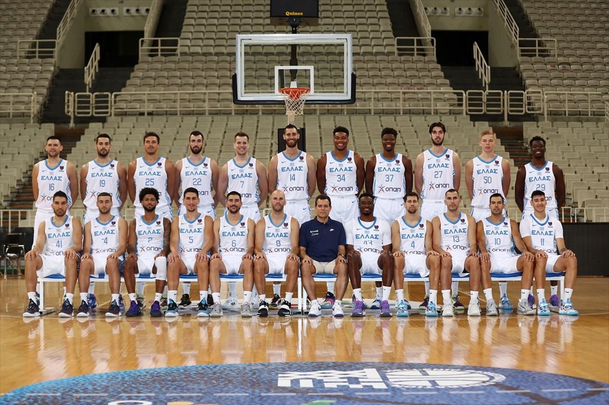 Η κυβέρνηση «κλειδώνει» τους αγώνες της Εθνικής σε μπάσκετ και ποδόσφαιρο!