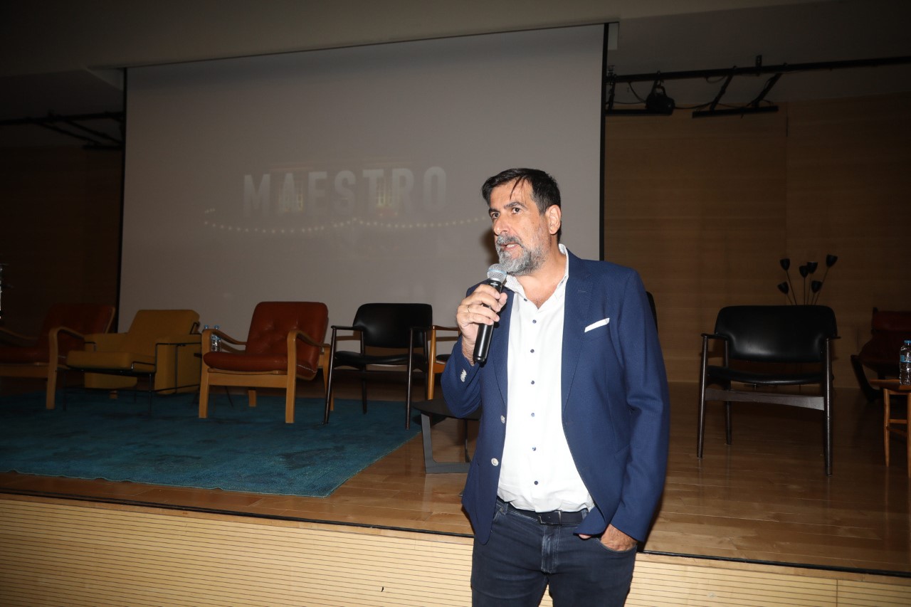ΑΙΧΜΕΣ: Οι “αόρατοι” της ελληνικής τηλεόρασης και το “μπλακ άουτ”  του  Open