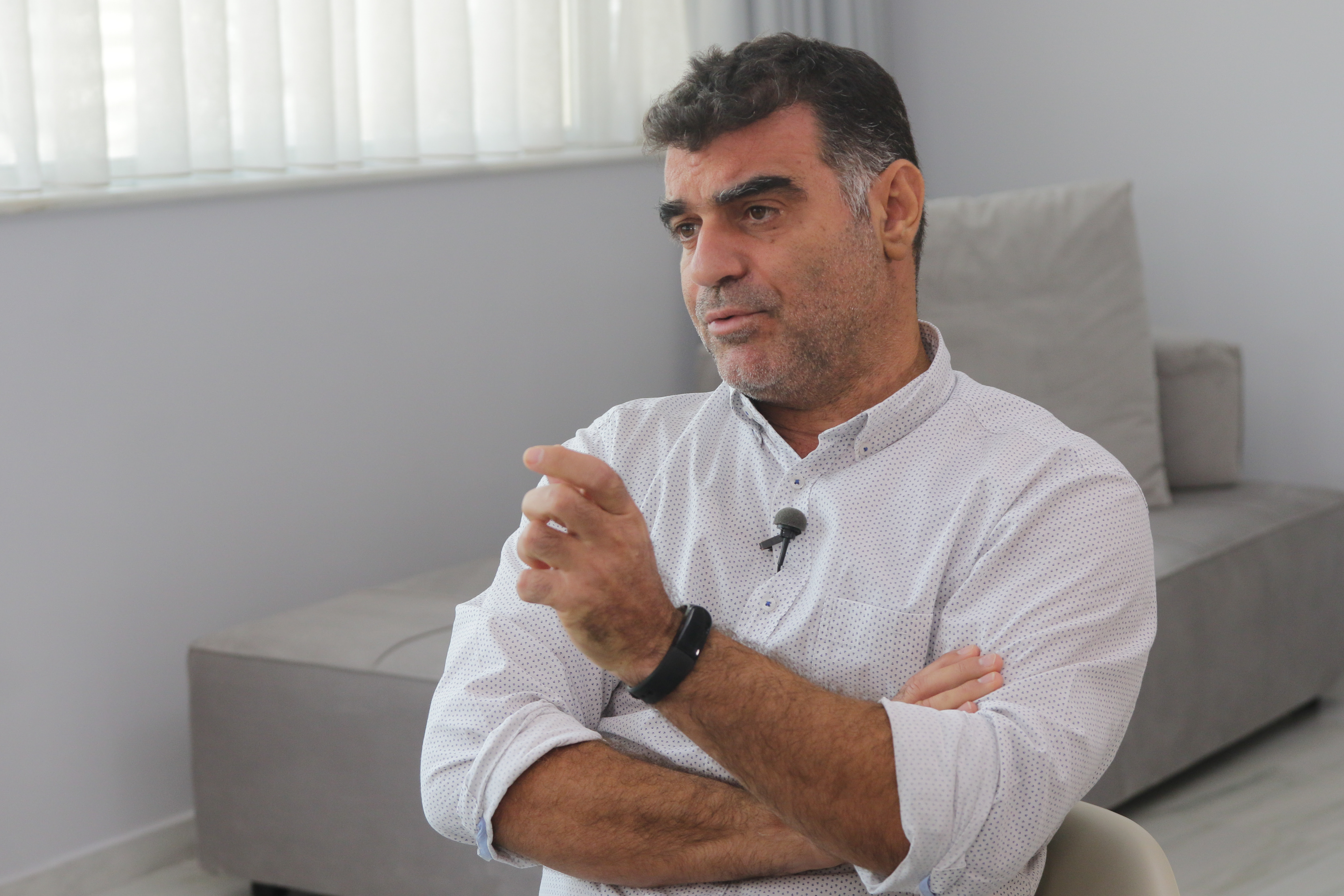 Συνέντευξη Βαξεβάνη απόψε στο Kontra