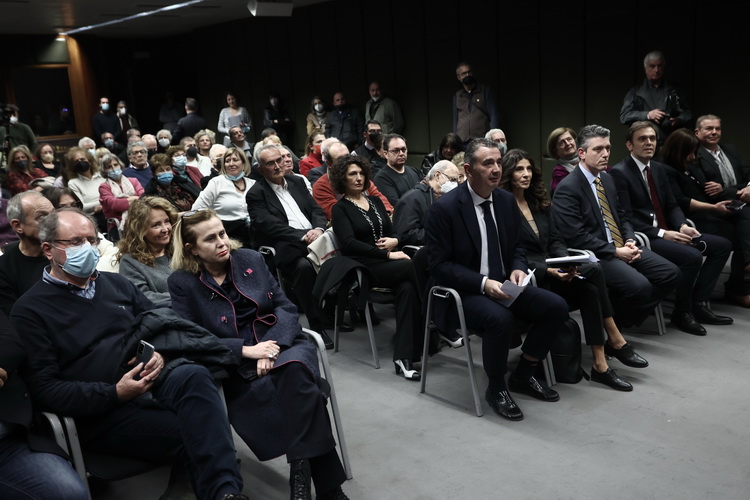 Η ΠΟΕΣΥ τιμά τους πρώην προέδρους της Β. Μουλόπουλο και Γ. Σαββίδη