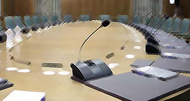 Διαβάστε στο «ΠΑΡΟΝ της Κυριακής»: Διχάζουν την κυβέρνηση οι εκλογές