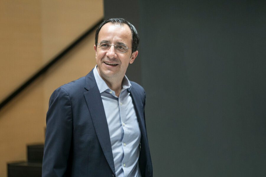 ΕΡΤNEWS: Ο νέος Πρόεδρος της Κυπριακής Δημοκρατίας Νίκος Χριστοδουλίδης «Στο Κέντρο»
