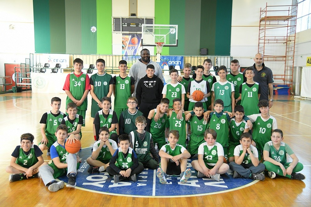 Η Παγκόσμια Ημέρα Αθλητισμού μέσα από τα μάτια των παιδιών των Αθλητικών Ακαδημιών ΟΠΑΠ – Προπόνηση με τον Σοφοκλή Σχορτσιανίτη στη «Δάφνη Δαφνίου»