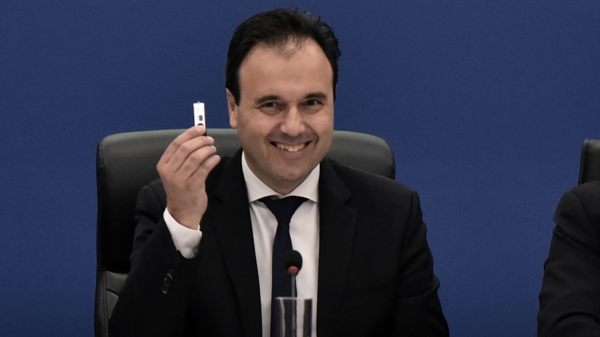 Παράταση στο υποβαθμισμένο τηλεοπτικό σήμα (SD) με υπογραφή Παπαστεργίου