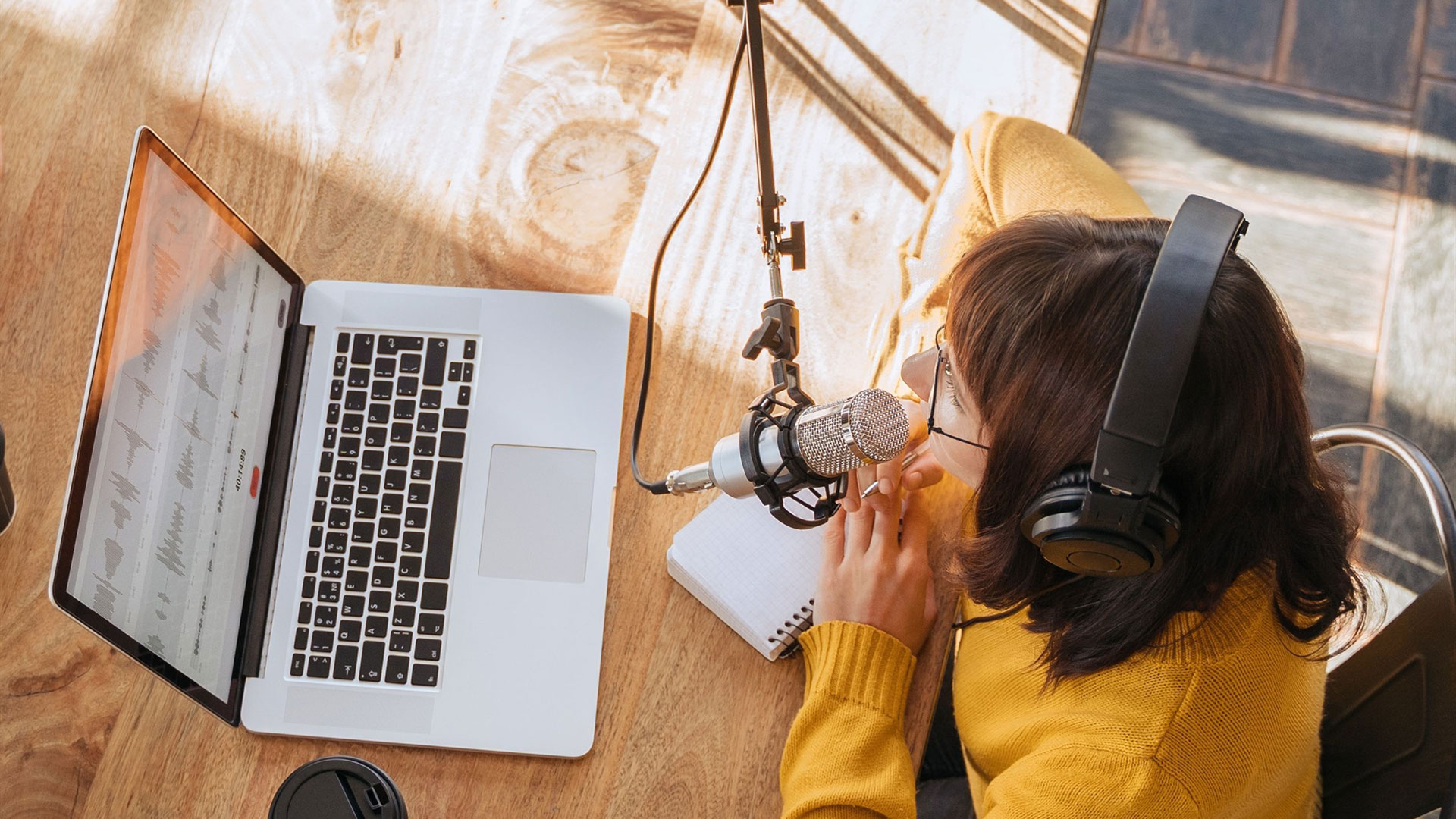 Τα podcasts κερδίζουν κοινό, διεκδικούν έσοδα