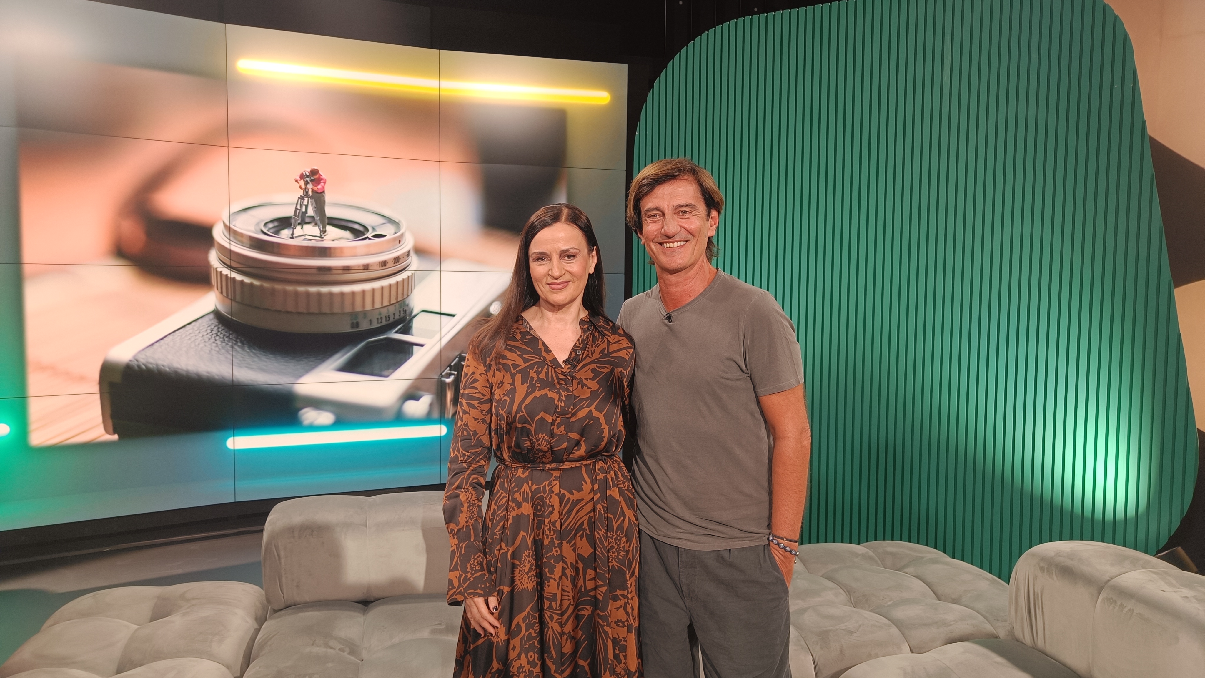 Η Καρυοφυλλιά Καραμπέτη στο «Watch Next» της COSMOTE TV
