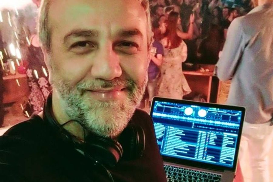 Ο Χρήστος Βαλασέλλης ζούσε σε ένα «χωριό» εξυπηρετώντας σταθμούς σε όλο τον πλανήτη…