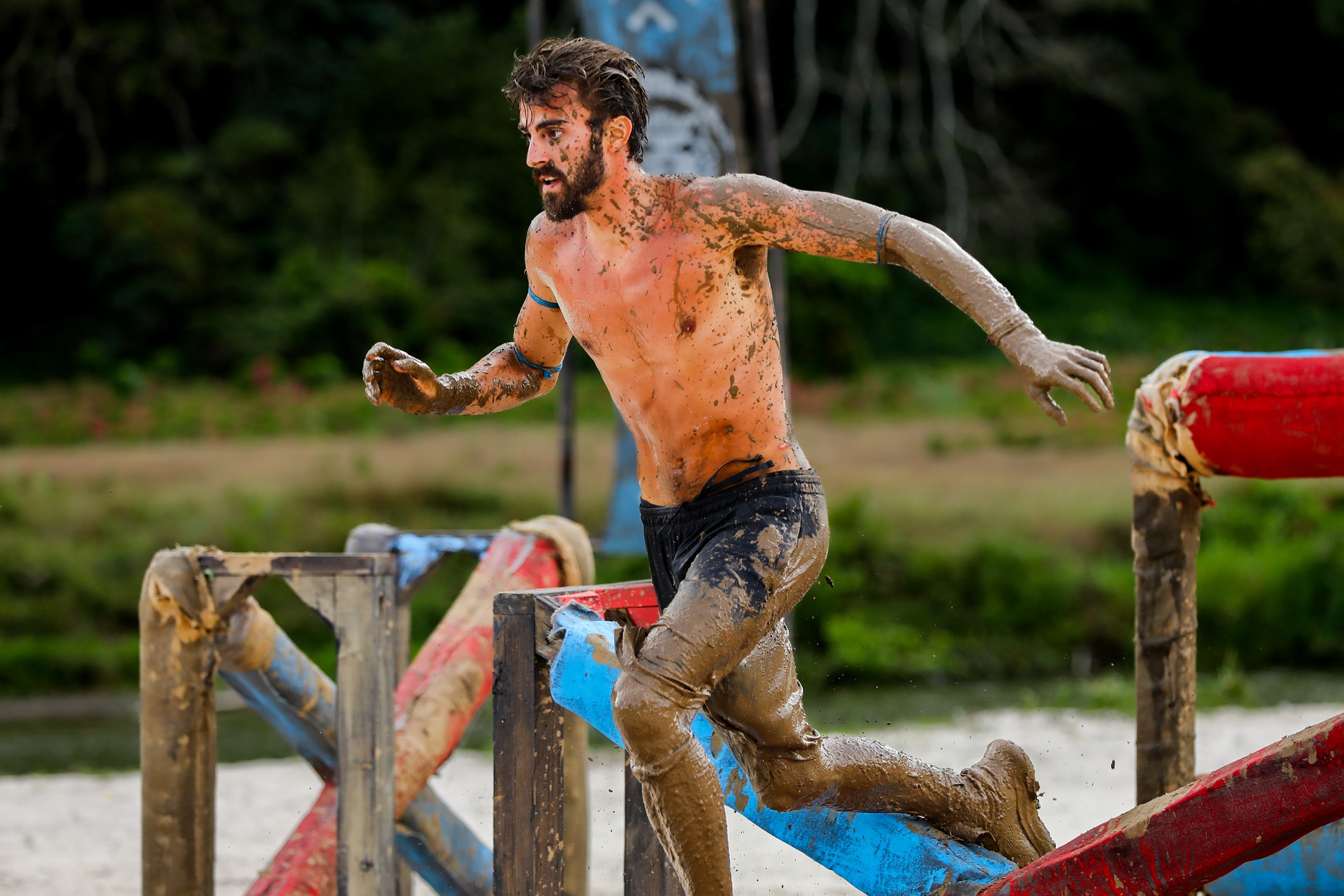 “Survivor”: Αποχώρηση πριν από το πάρτι της ένωσης