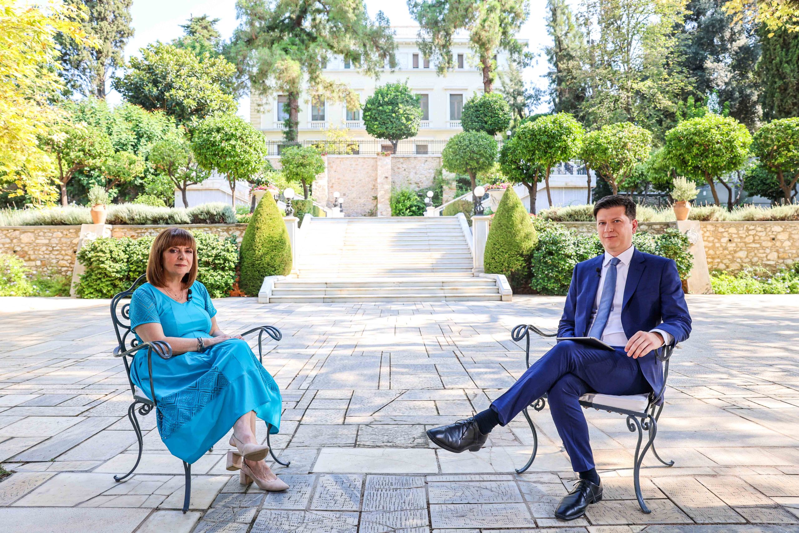 Η Πρόεδρος της Δημοκρατίας, Κατερίνα Σακελλαροπούλου, στην εκπομπή «Επίλογος» στην ΕΡΤ