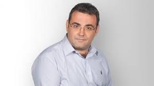 “Κεντάει” ο ΣΚΑΪ  100,3 το πρωί