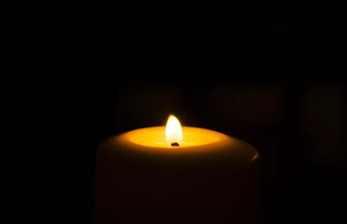 Έφυγε από τη ζωή η Βίκυ Δούμα, σύζυγος του Γιάννη Αλαφούζου